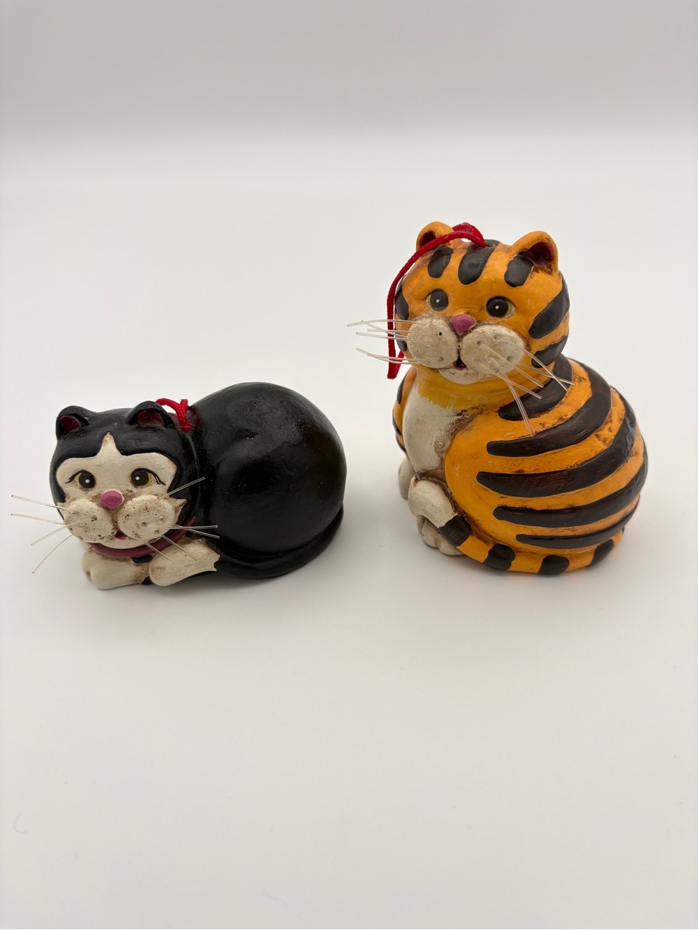 Retro Resin Cat Ornaments Tuxedo & Orange Tabby Pair